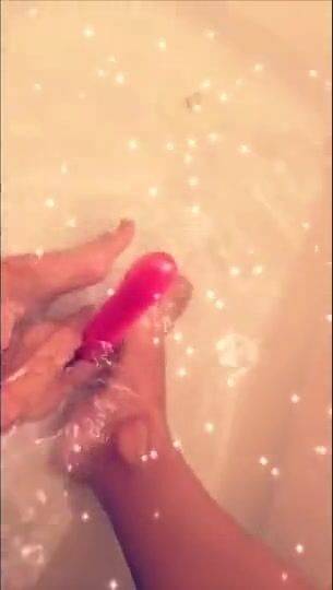 Tia Cyrus bathtub dildo riding onlyfans porn videos on leakfanatic.com