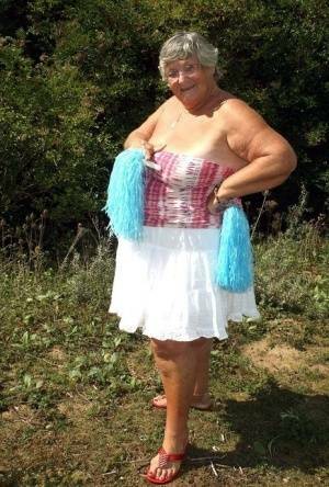 Fat British nan Grandma Libby strips down to her sandals while in the outdoors - Britain on leakfanatic.com