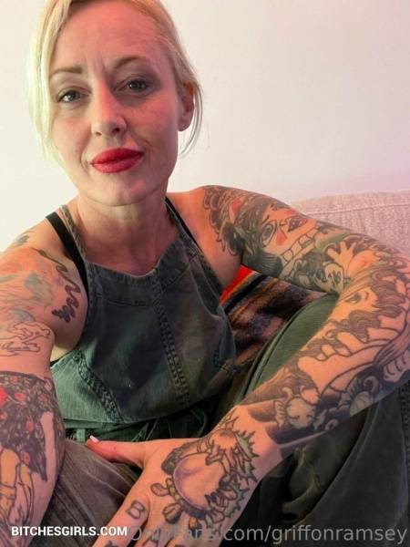 Griffon Ramsey Milf Porn -   Nude Photos on leakfanatic.com