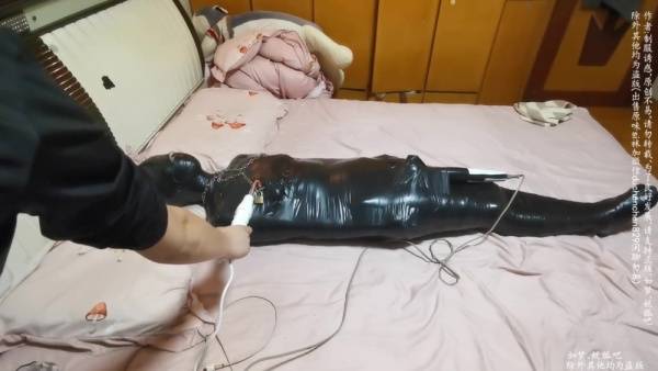 Asian Girl Mummification on leakfanatic.com