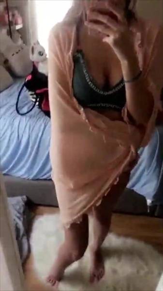Kaylee Heart pussy teasing snapchat premium xxx porn videos on leakfanatic.com