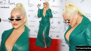 Christina Aguilera Flaunts Her Sexy Breasts at The Daily Front Row 19s 6th Annual Fashion Los Angeles Awards - Los Angeles on leakfanatic.com