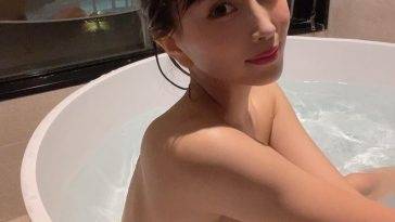 Tomomi Morisaki Poses Naked on leakfanatic.com