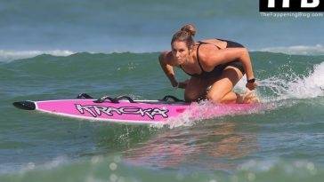 Candice Warner is Pictured Running Drills on Bondi Beach on leakfanatic.com