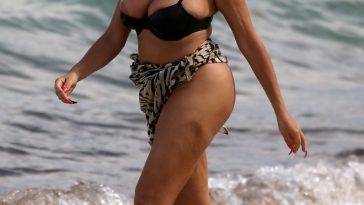 Afida Turner Flashes Her Nude Boobs in a Bikini in Miami Beach on leakfanatic.com