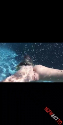 Heidi Grey swimming pool tease snapchat premium xxx porn videos on leakfanatic.com