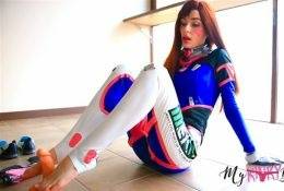 MyKinkyDope DVa OverWatch Cosplay Handjob FootJob JOI Video on leakfanatic.com