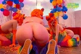 Lety Does Stuff Nudes Clowns Around  on leakfanatic.com