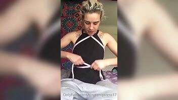 Tinytemptress17 shibari tutorial freestyle that turned into a enjoy oh & the video goes for onlyf... on leakfanatic.com
