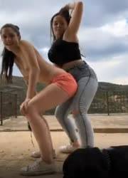 2 girls play on periscope in the street on leakfanatic.com