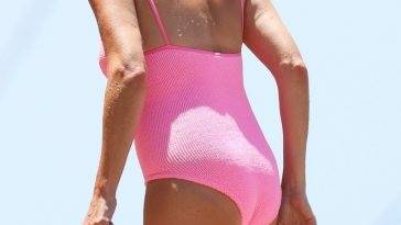 Julia Roberts Looks Hot in a Swimsuit at the Beach in Sydney on leakfanatic.com