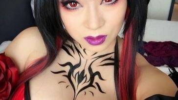 Yaya Han Cosplay Cleavage Pictures (16 pics) on leakfanatic.com