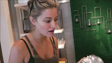 IJustine Cleavage Shot (2 pics 1 gif) on leakfanatic.com