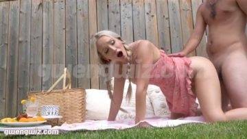 Gwen Gwiz Nude Summer Garden Picnic Sextape Fucking Video  on leakfanatic.com