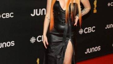 Avril Lavigne Flaunts Her Tits at the 51st Annual JUNO Awards on leakfanatic.com