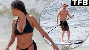 Vincent Cassel & Tina Kunakey Enjoy a Day on the Beach in Ipanema on leakfanatic.com