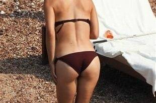 Maria Sharapova Giant Commie Bikini Pics on leakfanatic.com