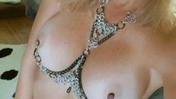 Vicky Stark Nipple Jewelry PPV  Video  on leakfanatic.com