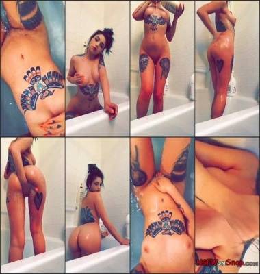 Sarah Luv trio naked girls having fun snapchat premium 2018/05/05 on leakfanatic.com