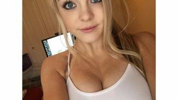 Blondiewondie / Srtsydney Cleavage Photos (72 pics) on leakfanatic.com