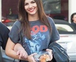 Victoria Justice In Booty Shorts With Fried Chicken on leakfanatic.com