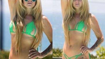 Avril Lavigne Sexy (13 Photos) [Updated] on leakfanatic.com