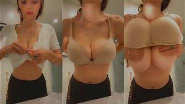 Sophie Mudd Topless Boobs Tease Onlyfans Video Leaked on leakfanatic.com