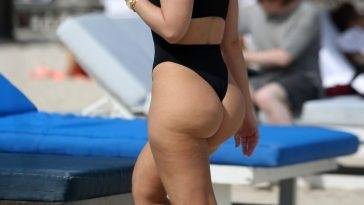Bianca Elouise Shows Off Her Curves on the Beach in Miami on leakfanatic.com