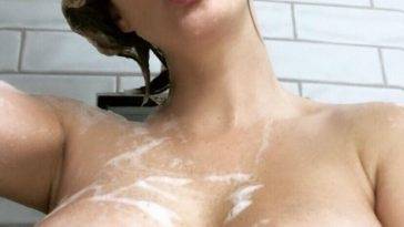 Sara Jean Underwood Nude  Selfie Set  on leakfanatic.com