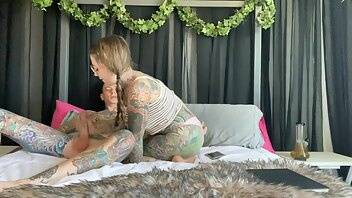 Tigerlillysuicide cant keep out hands off xxx video on leakfanatic.com