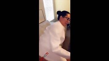 Ariella Ferrera aka doctor giving head snapchat premium porn videos on leakfanatic.com