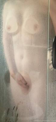 BREEessrig Nude Shower  Video on leakfanatic.com