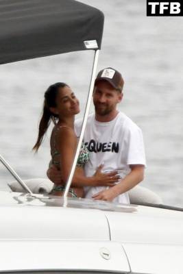 Antonela Roccuzzo & Lionel Messi Share Some PDA in Ibiza on leakfanatic.com