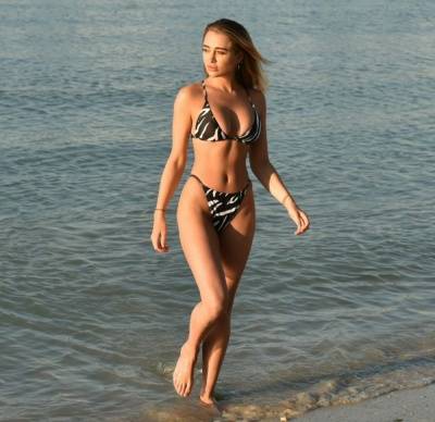 Georgia Harrison Flaunts Her Sexy Bikini Body on the Beach in Mexico - Mexico - Georgia on leakfanatic.com