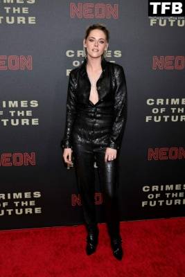 Kristen Stewart Looks Hot at the Premiere of 18Crimes Of The Future 19 in NY on leakfanatic.com