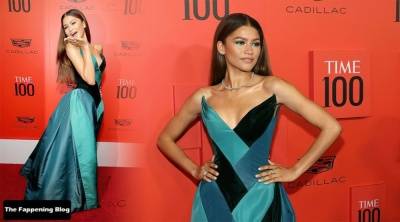 Zendaya Poses in a Blue Strapless Dress for the 2022 TIME100 Gala in NYC on leakfanatic.com