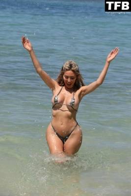 Farrah Abraham Flaunts Her Huge Boobs on the Beach on leakfanatic.com