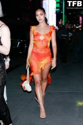 Cindy Kimberly Flashes Her Nude Tits as She Leaves the Sports Illustrated Swimsuit Issue Launch Party on leakfanatic.com