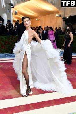 Hailey Bieber Shows Off Her Sexy Legs at The 2022 Met Gala in NYC on leakfanatic.com