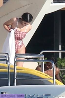 Leaked Kylie Jenner Paparazzi Swimsuit Yacht Photos on leakfanatic.com