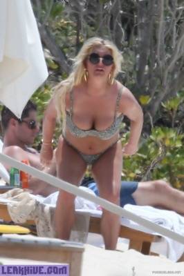  Jessica Simpson Caught By Paparazzi Sunbathing In A Bikini on leakfanatic.com