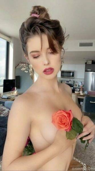 Amanda Cerny Nude Valentines  Set  on leakfanatic.com