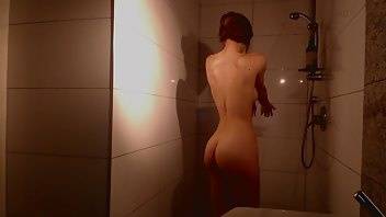 MissAlice_94 Voyeur ASMR Style Bathroom Routine MFC, MyFreeCams Shower on leakfanatic.com