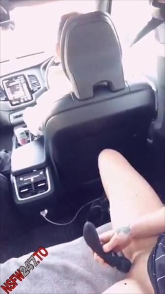 Mrs Bad pussy play on car backseat snapchat premium xxx porn videos on leakfanatic.com