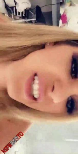 Kayla Kayden riding toy snapchat premium xxx porn videos on leakfanatic.com