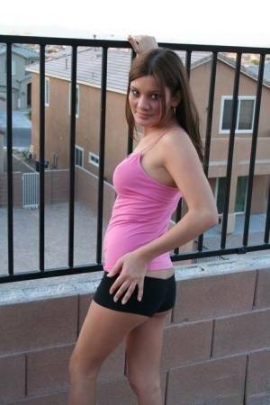 Solo girl Kate Crush strips naked on the balcony of condo complex on leakfanatic.com