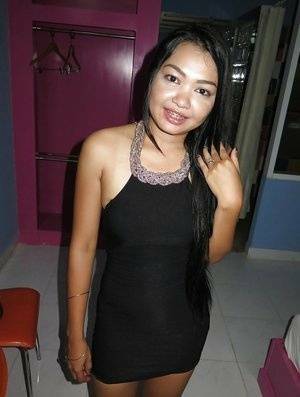 Young Thai barmaid showing off freshly shaved Bangkok pussy - Thailand on leakfanatic.com