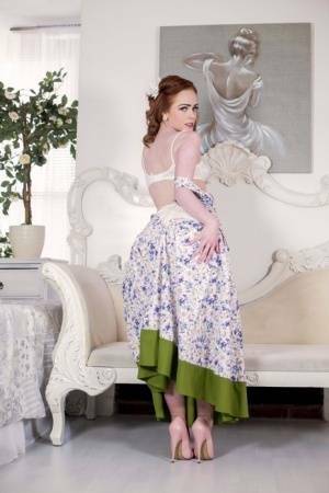 Solo model Ella Hughes releases her nice ass from vintage lingerie on leakfanatic.com