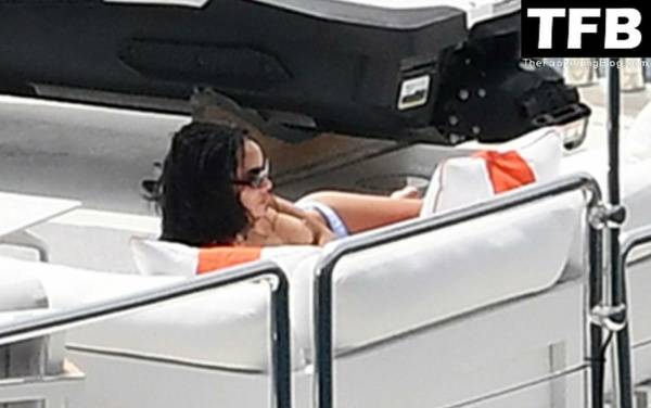 Zoe Kravitz Goes Topless While Enjoying a Summer Holiday on a Luxury Yacht in Positano on leakfanatic.com