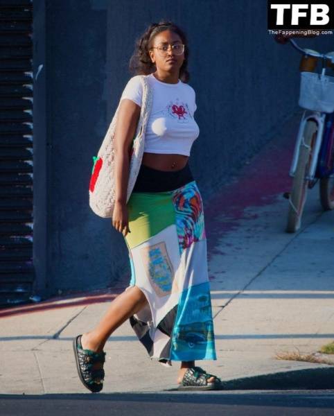 Sasha Obama Goes Braless in LA on leakfanatic.com